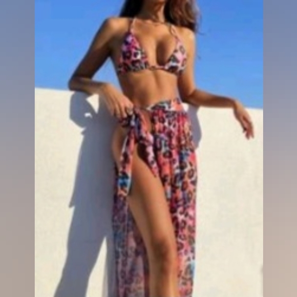 Leopard String Bikini with Sarong Size S - Picture 2 of 7
